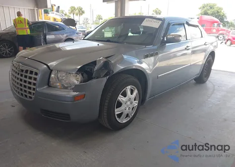 2007 Chrysler 300 из США, поврежденный, VIN 2C3KA43R97H710905